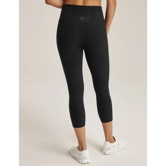 Beyond Yoga Spacedye Walk and Talk Capri NWT - Picture 3 of 9